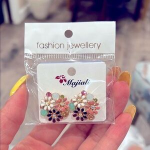 3/$28🌺Multicolor Floral Earrings🌺